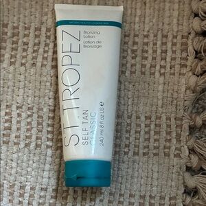 St. Tropez Self Tan Classic Bronzing Lotion - White & Teal Tube 8 Fl oz